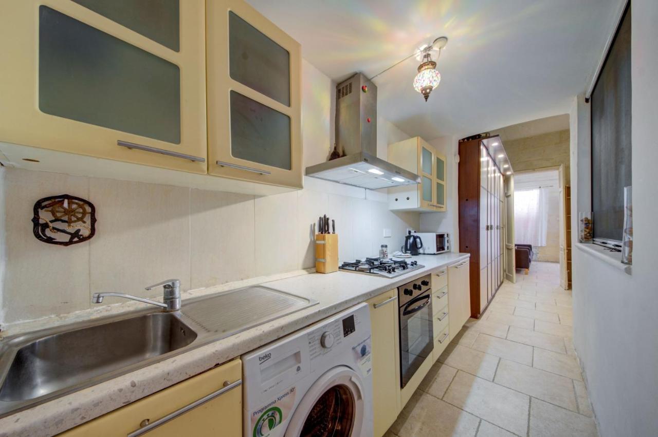 Victory View One Bedroom Apartment Valletta Exterior photo